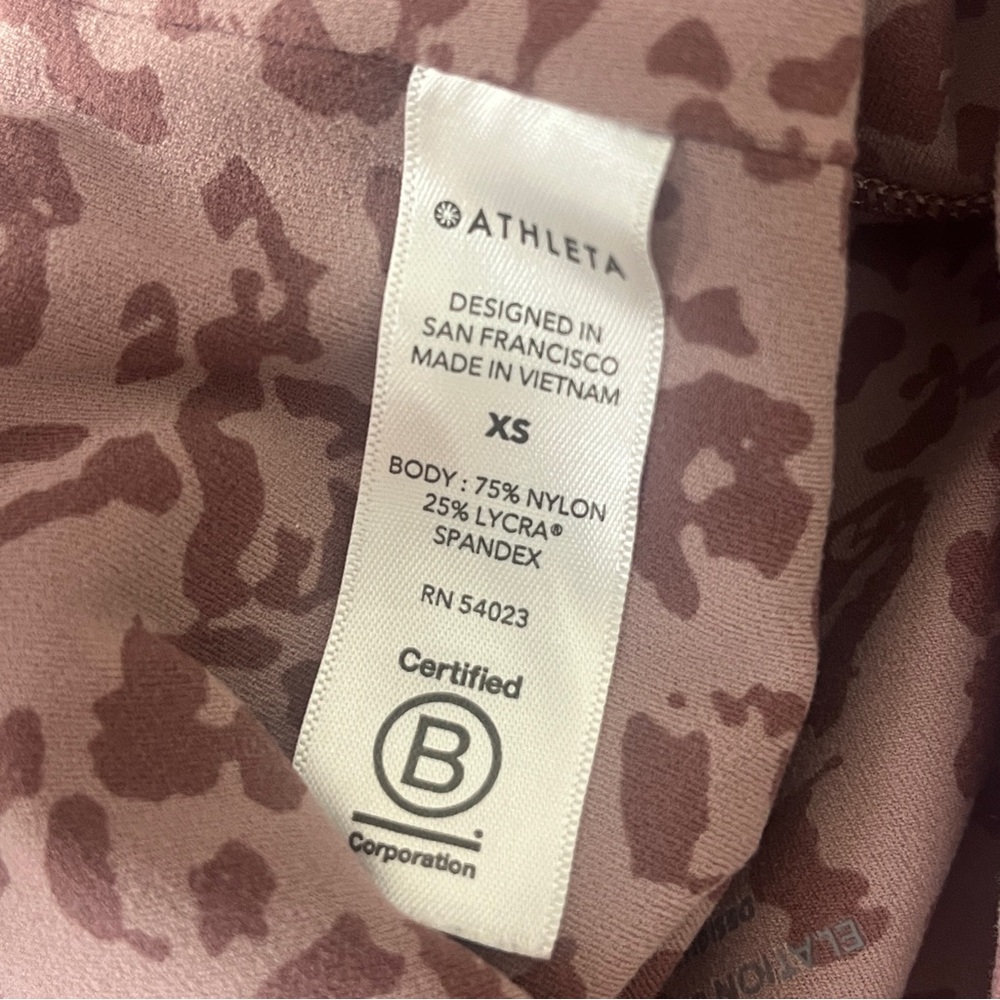 Athleta Purple Leopard Print 7/8 Leggings Sz XS - Picture 5 of 7